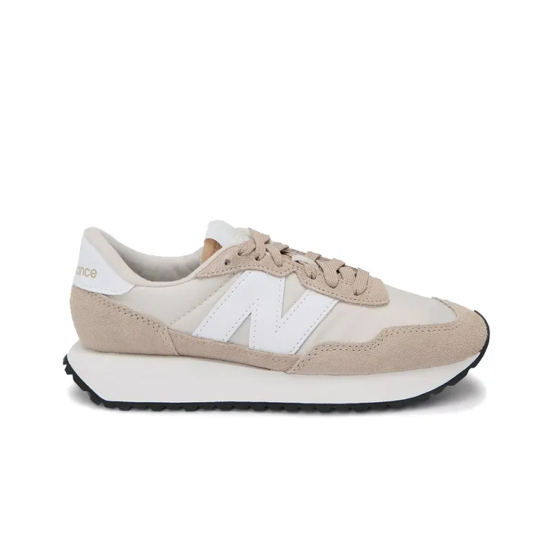 BASKETS NEW BALANCE 237 FEMME BEIGES ET BLANCHES