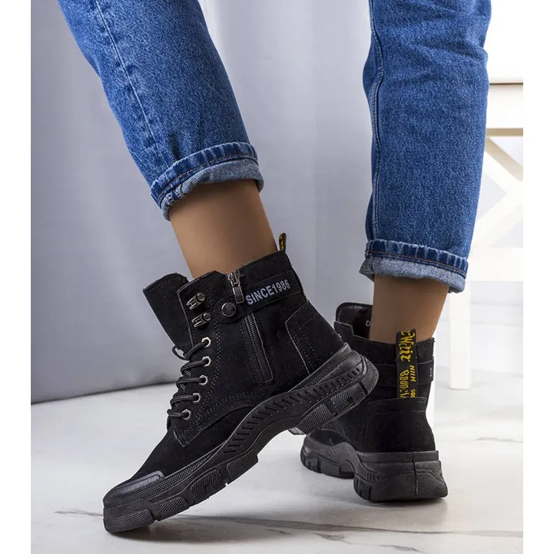 Bottes isolées noires avec éco-daim de Pirangi le noir