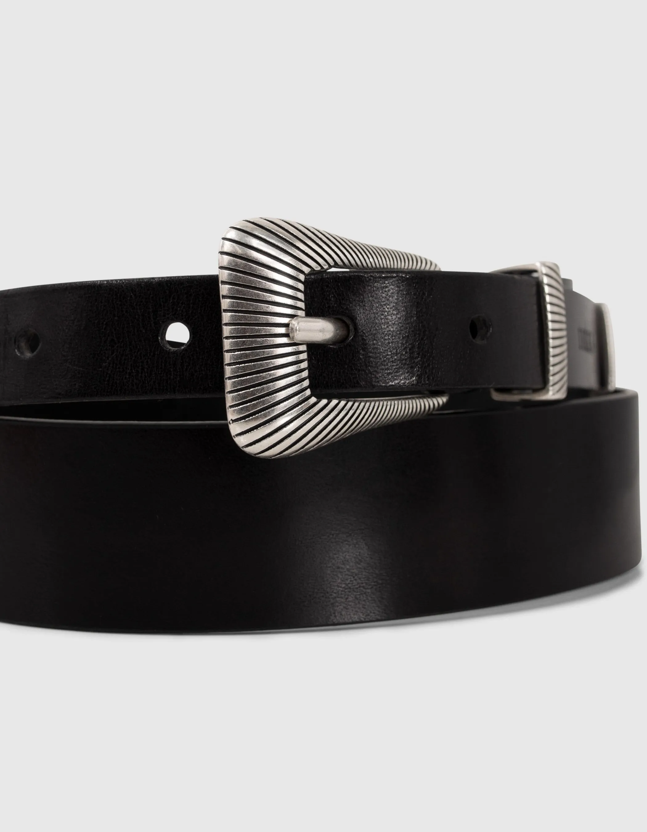 Ceinture noire en cuir asymétrique avec bout métal femme