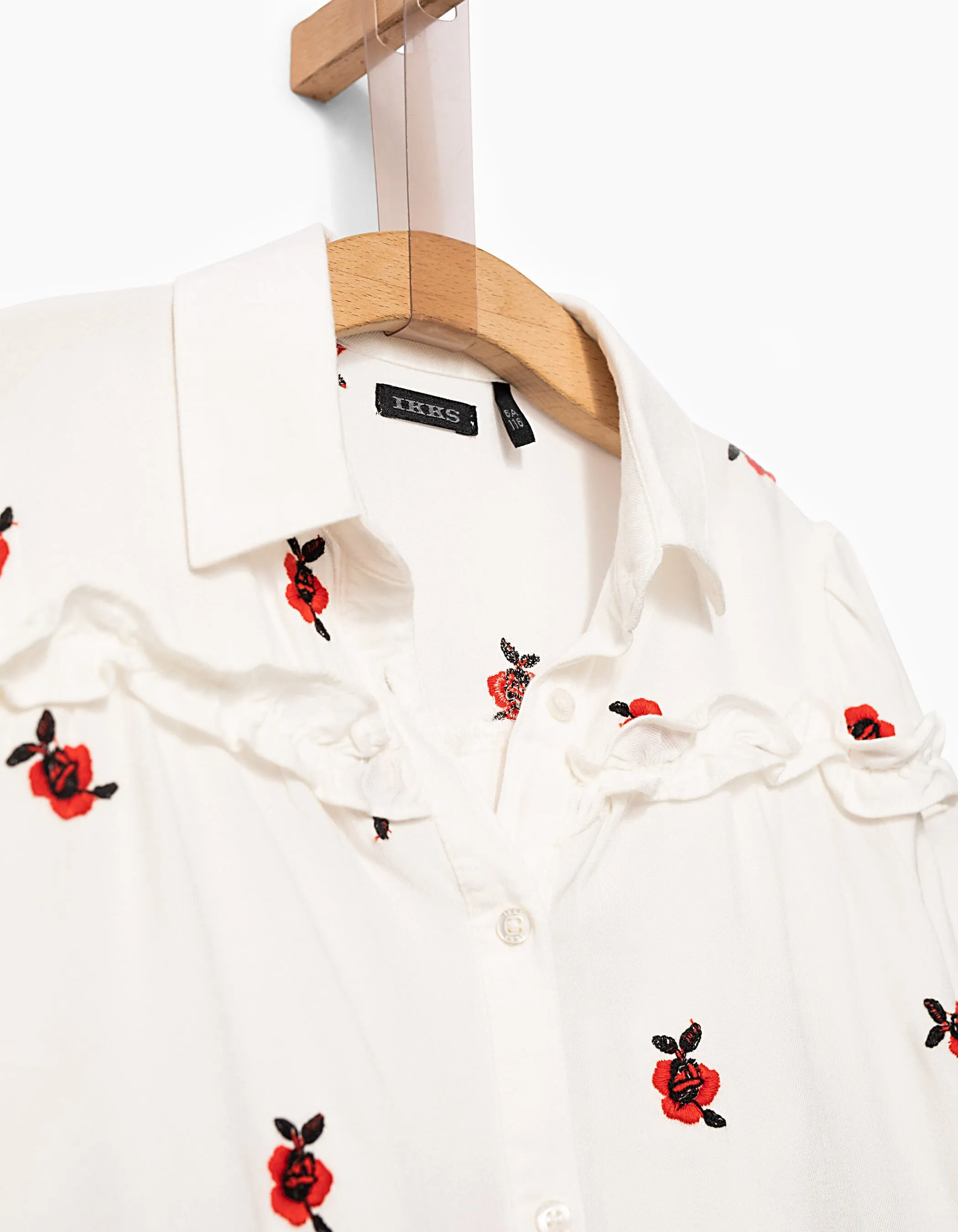 Chemise blanche à volants brodée fleurs fille