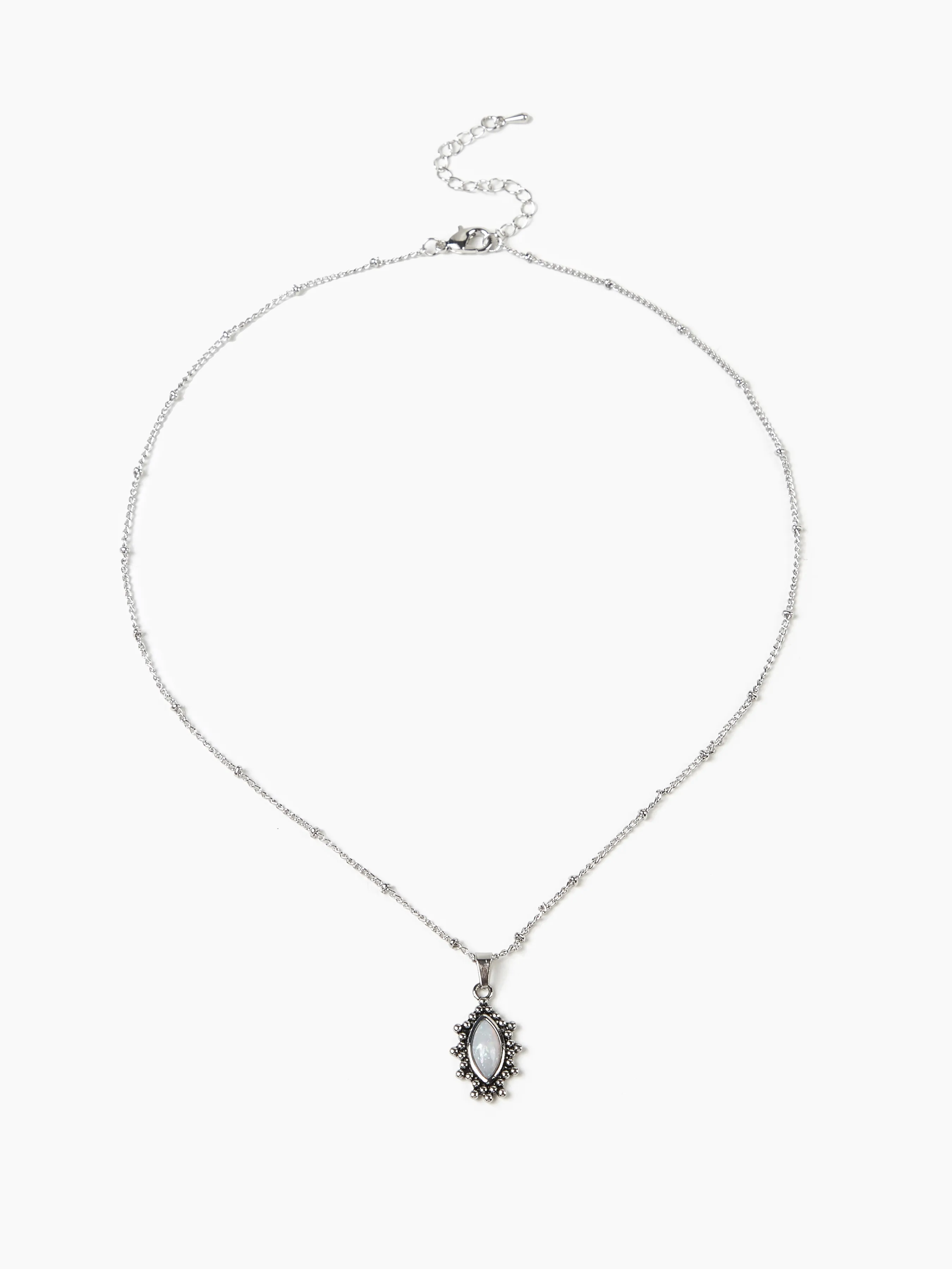 Collier Opale taille Marquise