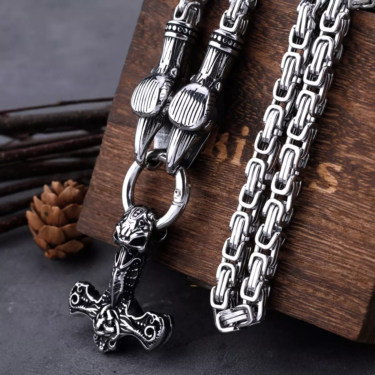 Collier Viking Mjöllnir - Têtes de Corbeaux