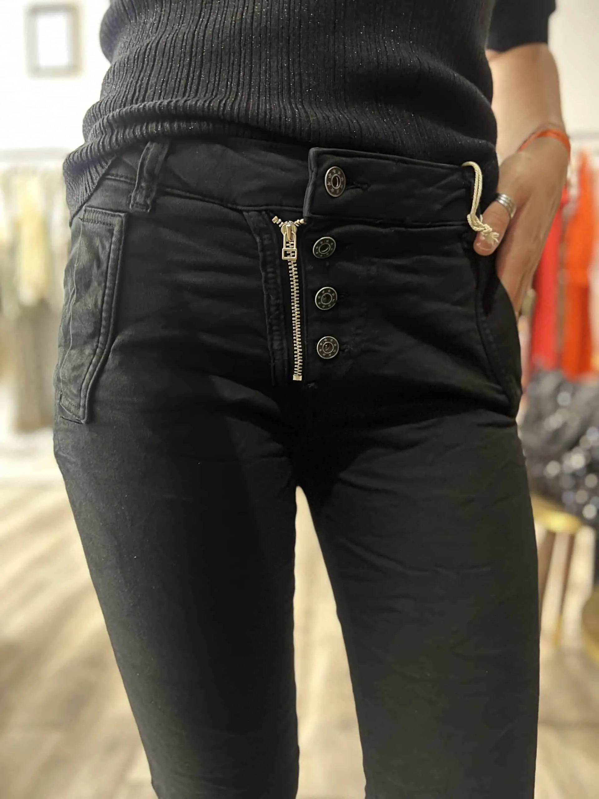 Jeans zip/bouton noir | Concept Store En Ligne | Jade & Lisa