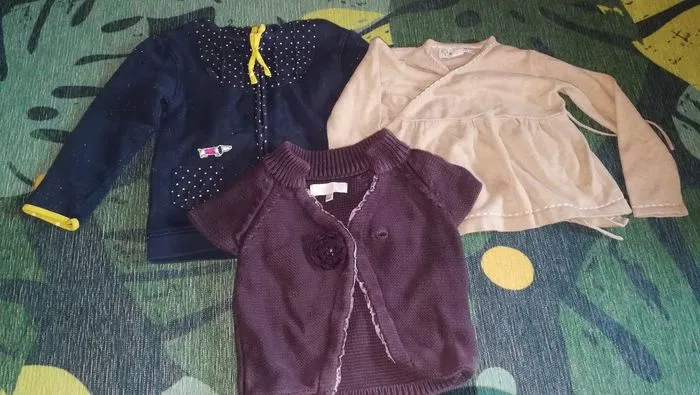 Lot vêtements petite fille taille 3 ans (100 pièces) - La compagnie des petits - 3 ans  | Beebs