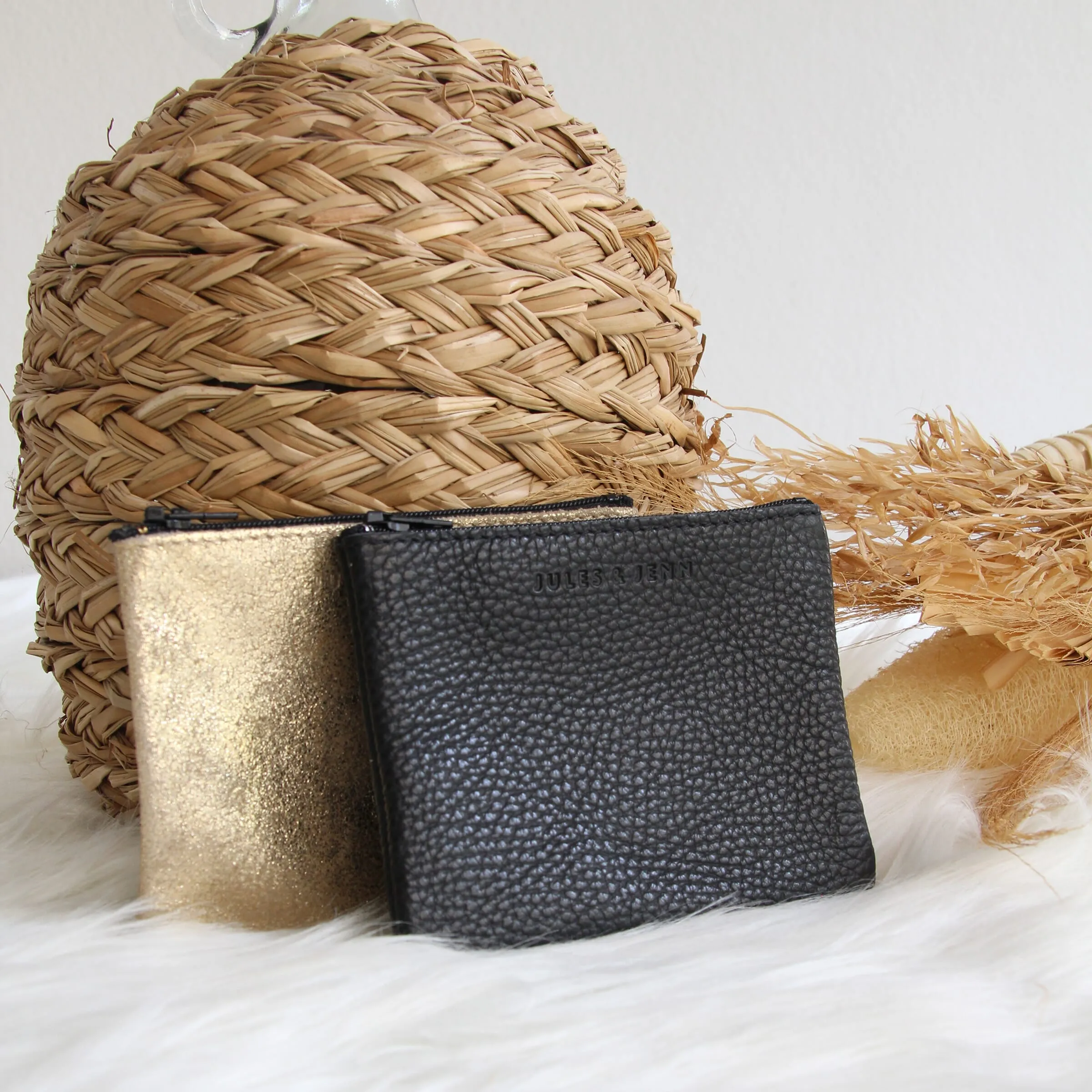 Pochette cuir upcyclé noir - Petite