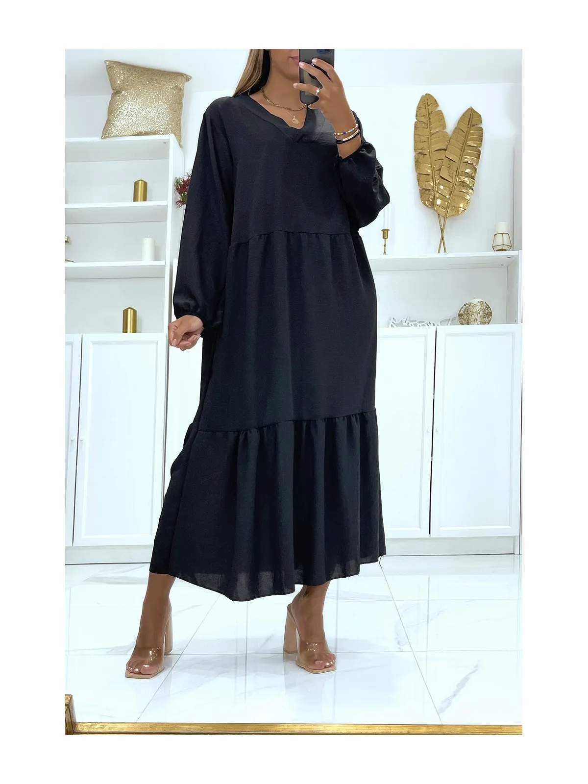 Robe noire longue oversize manches longues couleur unie idéale pour femme voilée ou couverte