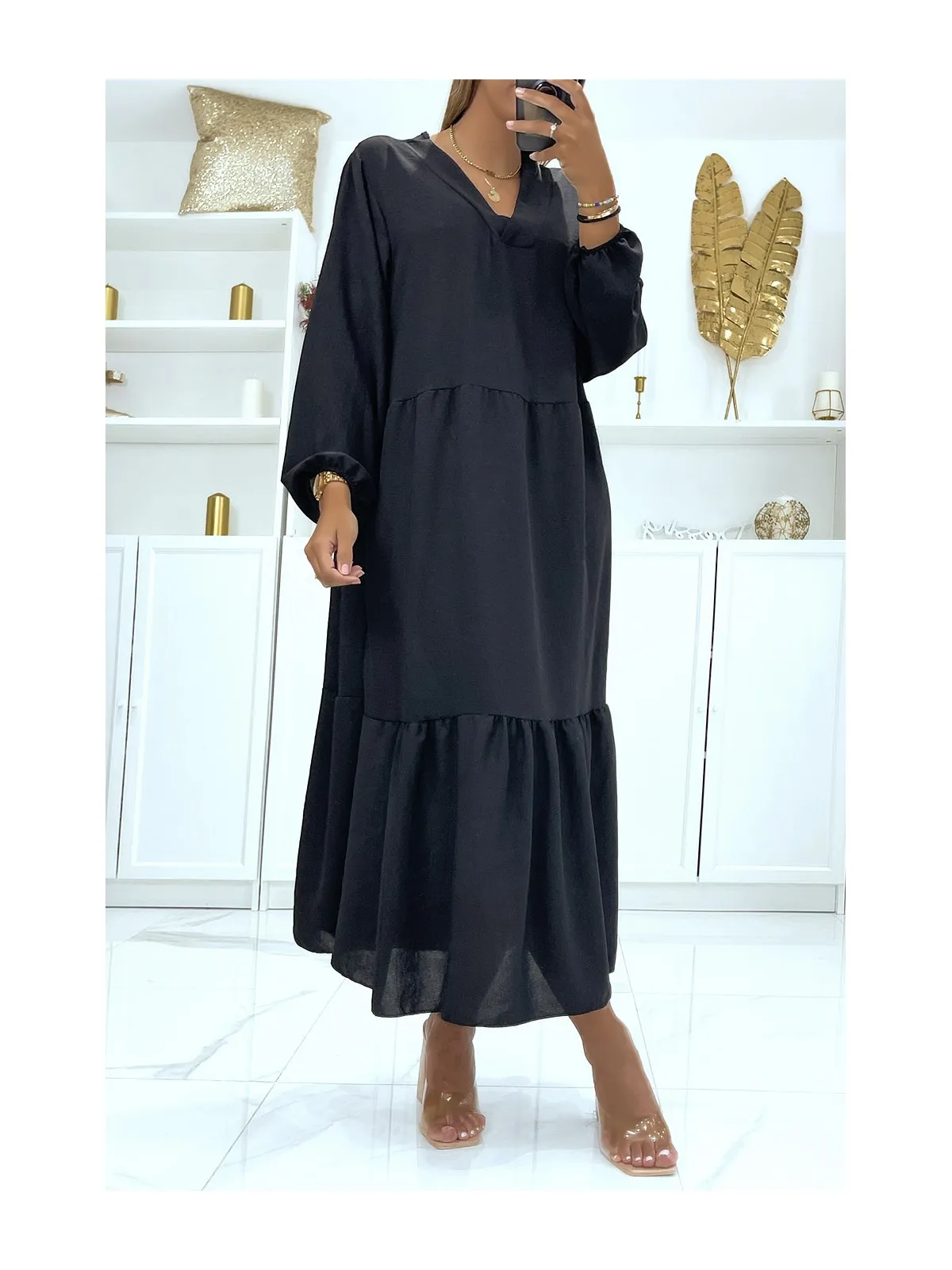 Robe noire longue oversize manches longues couleur unie idéale pour femme voilée ou couverte