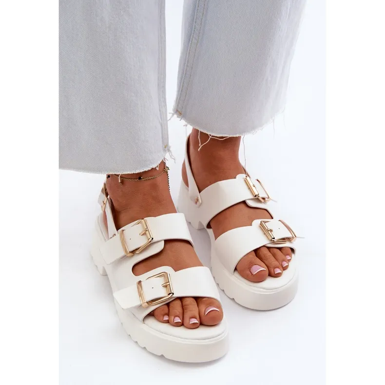 Sandales Femme Avec Boucles Cuir Eco Blanc Konanttia blanche